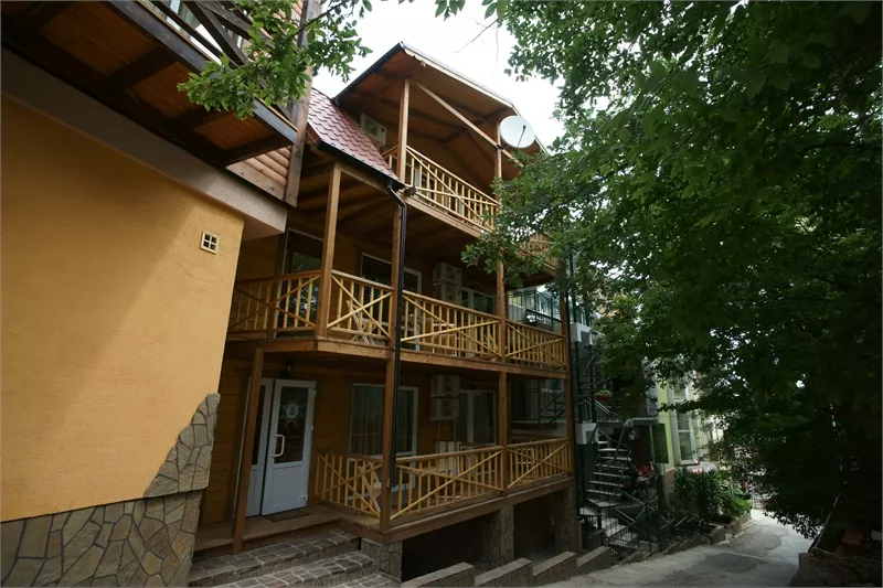 . Вилла «Коруна». Алушта
