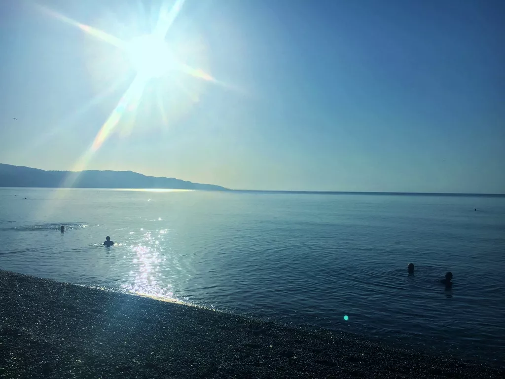 . Гостевые домики "Парадиз" в Новом Афоне рядом с морем. Новый Афон