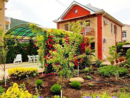 Частный сектор "Цветущий сад"