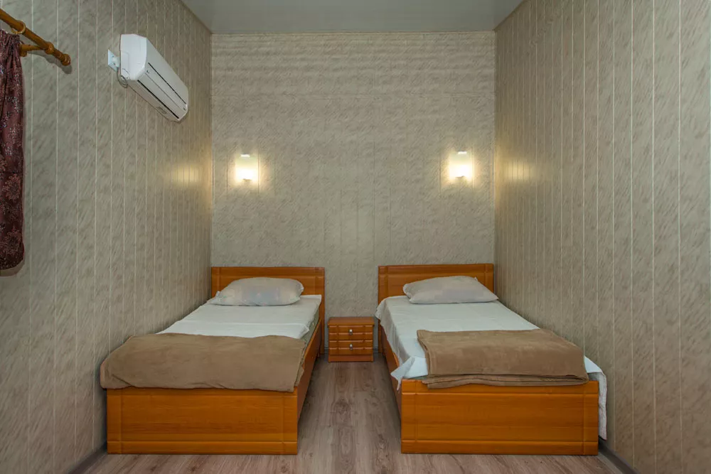 Двухэтажный дом с двумя спальными комнатами на втором этаже (проживание и завтрак). Гостевой комплекс «Московский Берег». Витино