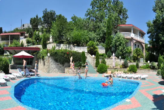 . Пансионат «Сергей». Алупка
