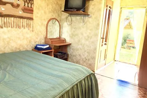 Номер № 6 (бунгало). Гостевой дом «Необитаемый остров». Головинка