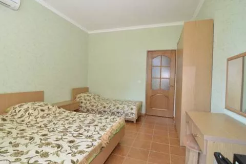 3-х местный «Стандарт». Гостевой дом "Сабина". Коктебель