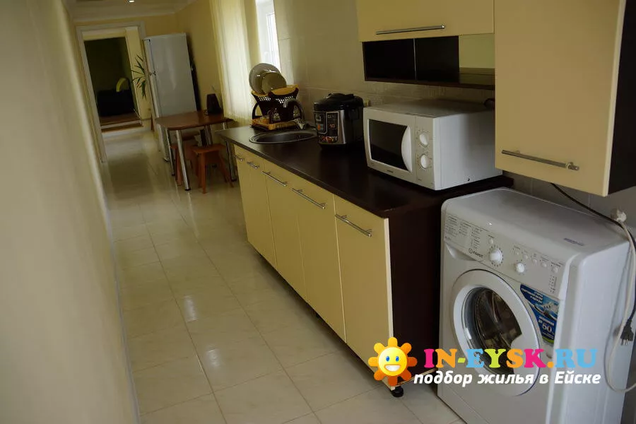 Номер - 5 - ЛЮКС.  ГОСТЕВОЙ ДОМ «КСЕНИЯ». Ейск