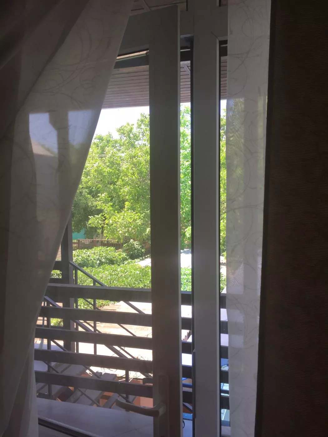 . Гостевой дом на Комарова 17. Витязево