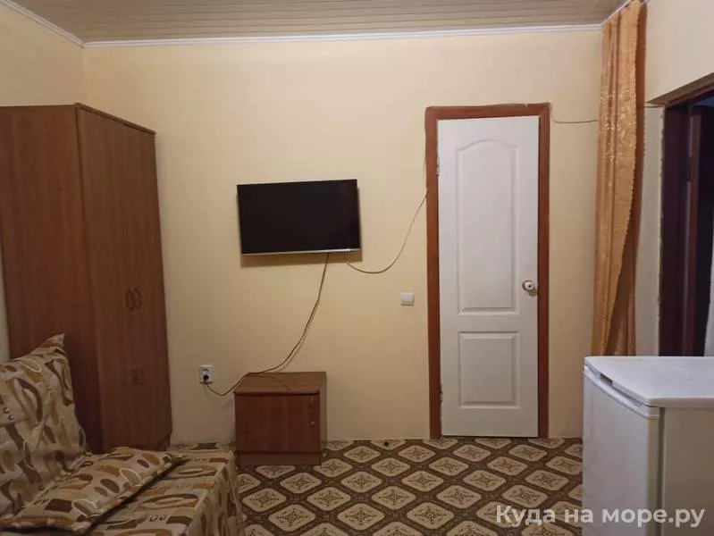 «Стандарт» 3-х местный номер + 1 доп. место. Гостевой дом Чайка. Архипо-Осиповка