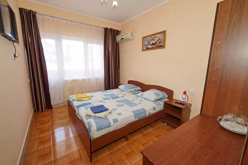 Двухкомнатный четырехместный. Гостиница "Эдем". Лермонтово