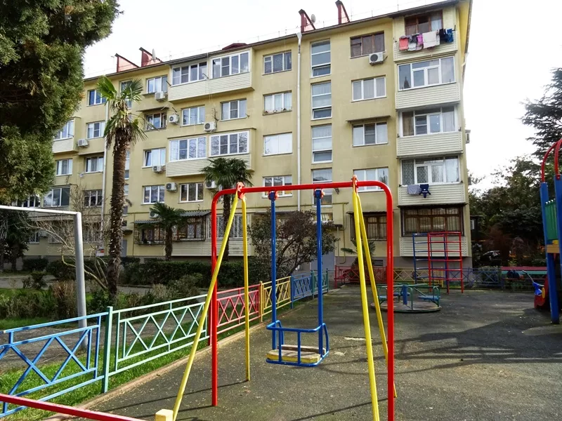 . Квартира в многоквартирном доме Калинина 37 кв 65". Адлер