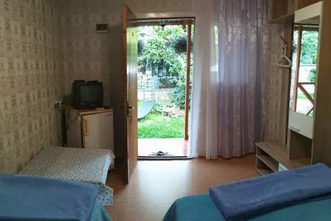 Трехместный. Гостевой дом Виктория - Головинка. Головинка