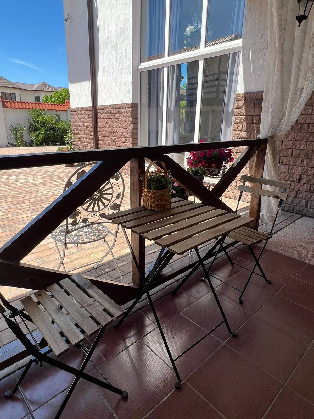 . Гостевой дом Лайт Бриз Кучугуры. Кучугуры