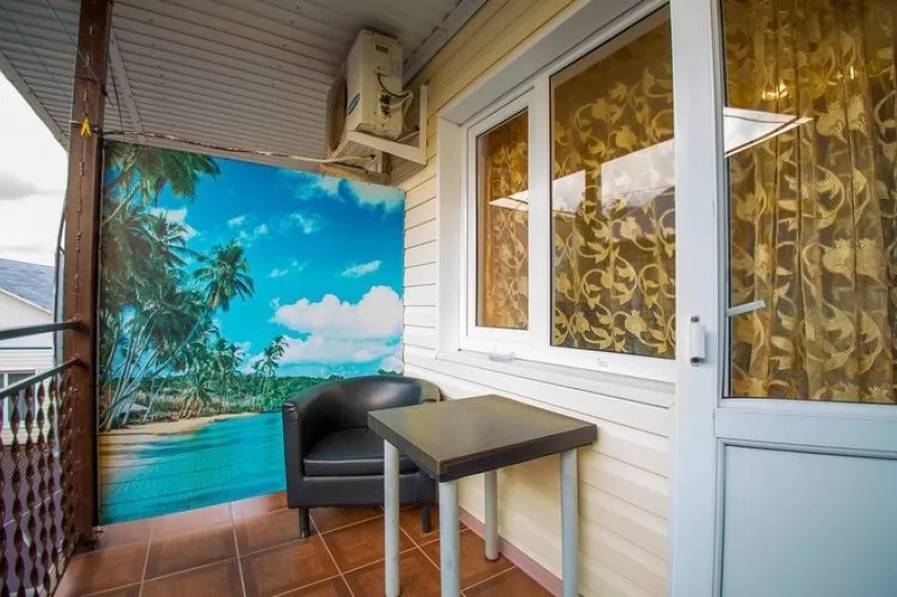 Полулюкс 2х-местный. Гостевой дом "Амур". Адлер