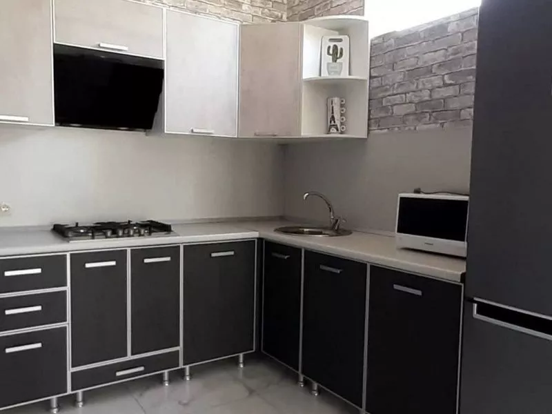 . Гостевой дом Paris . Пицунда