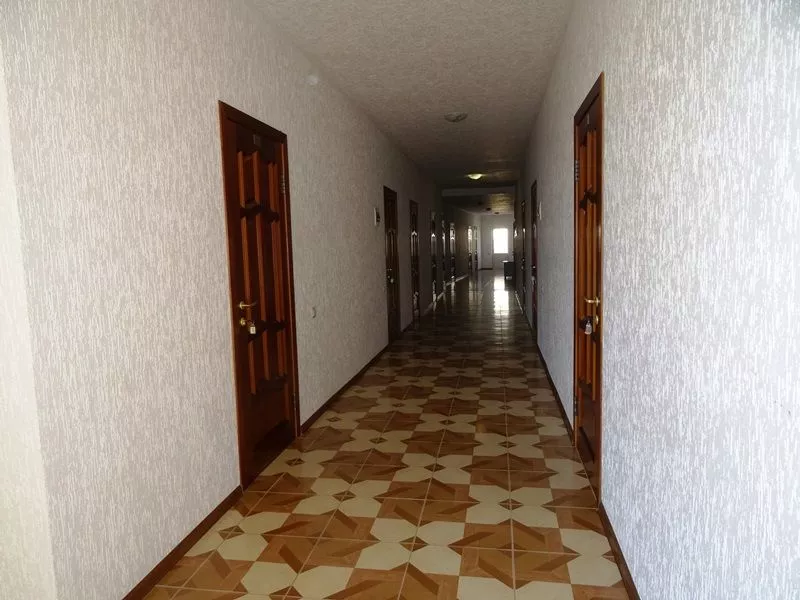 3-х местный номер . Гостиница "Рафаэль". Якорная Щель