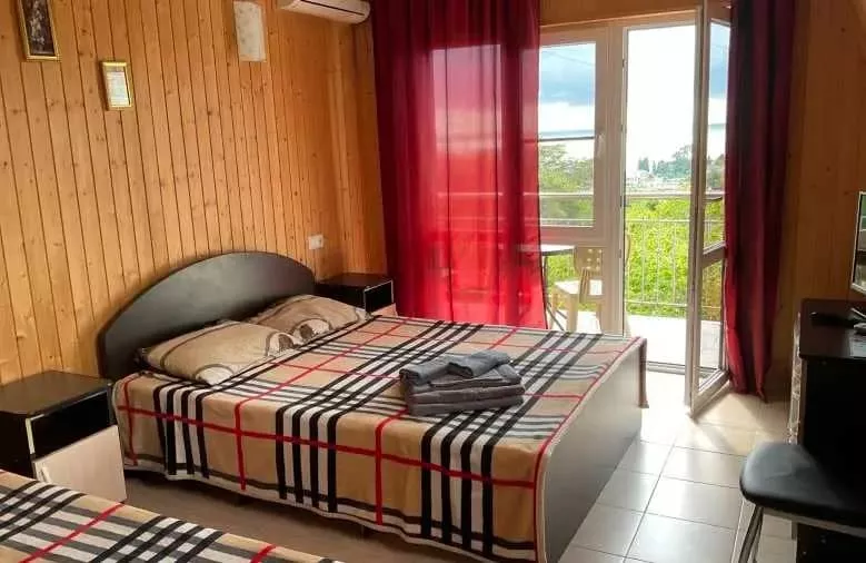 Люкс с балконом. Гостевой дом “Стерх”. Лоо