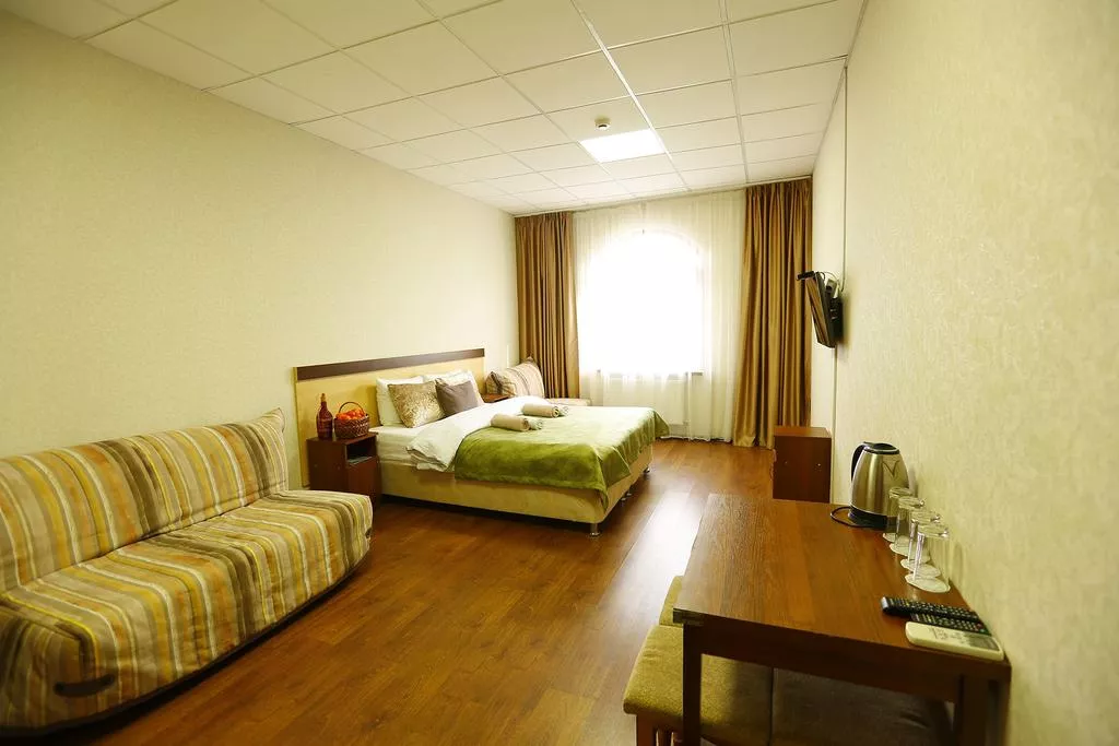 . Отель «Пассаж». Адлер