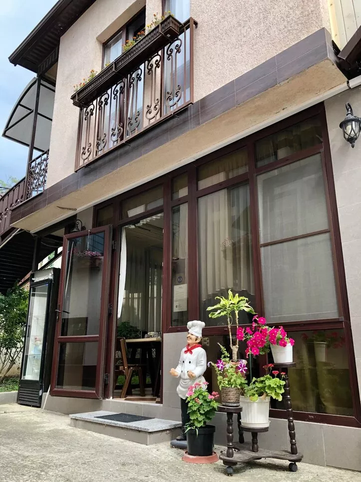 . Гостевой дом "НАШ ДОМ". Геленджик