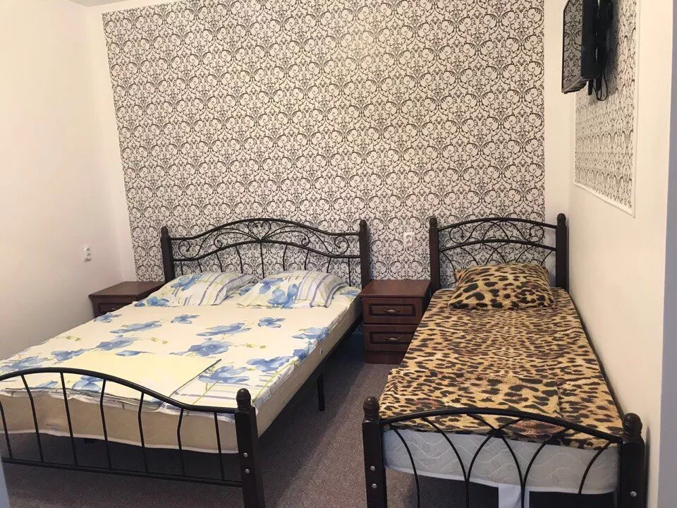 Отдельный домик . Гостевой дом  Шаумяна 13 - Пицунда. Пицунда