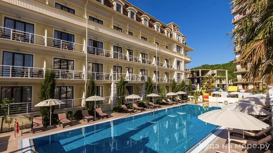 . Отель "GRAND-SHATO" в Ольгинке       . Ольгинка