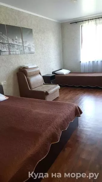 «Стандарт» 3. Гостевой дом ODYSSEY . Пицунда