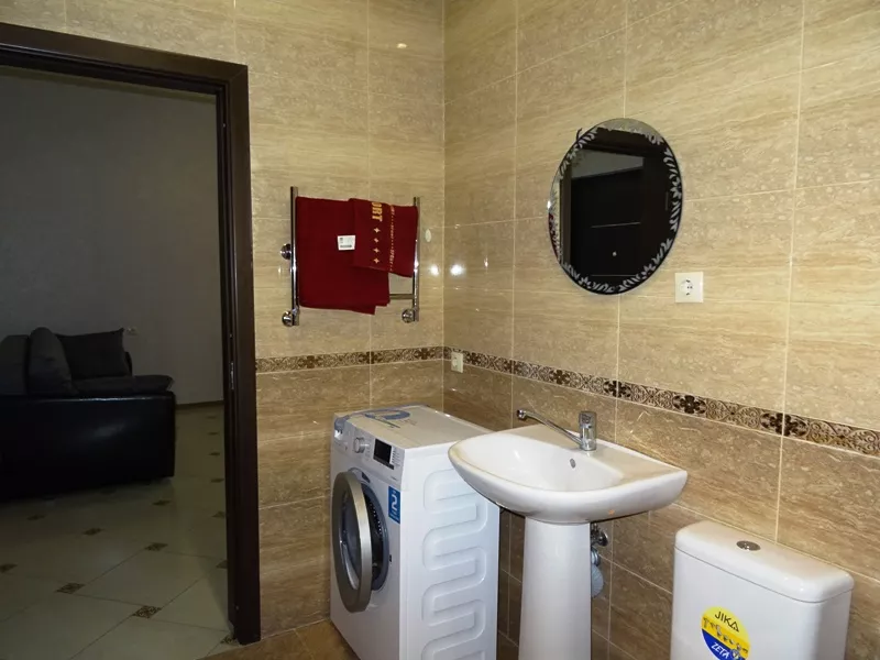 Квартира-студия. Квартира в многоквартирном доме "В центре" квартира-студия. Адлер