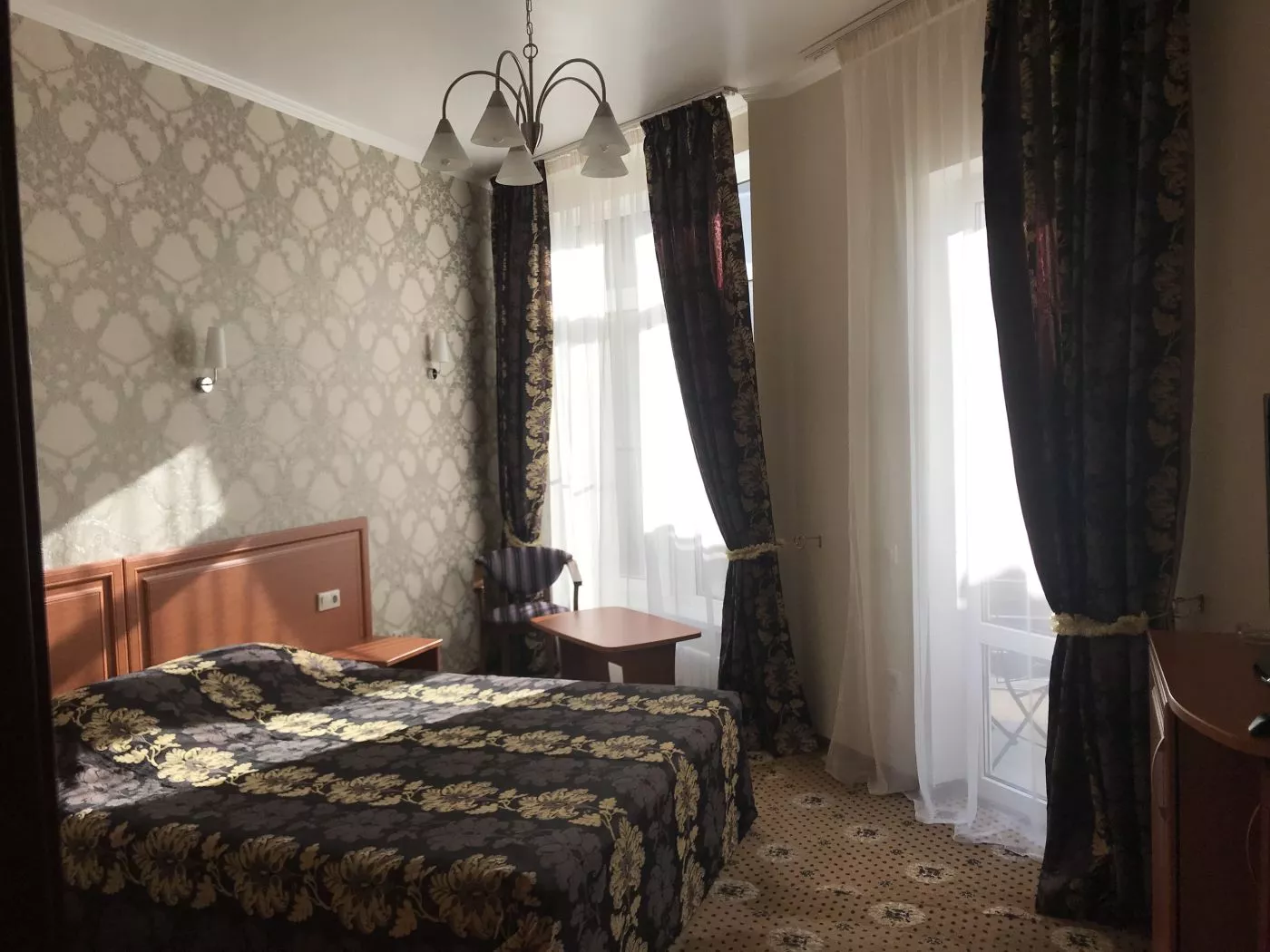 . Гостиница Фрегат. Геленджик