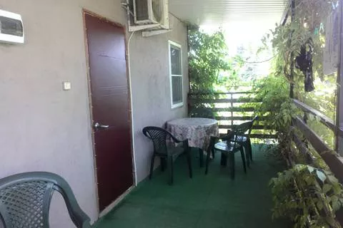 3-х местный номер с удобствами. Гостевой дом "У Константина". Джубга