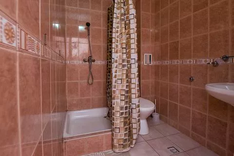 Четырехместный с удобствами и кондиционером. База отдыха "Платан". Лазаревское