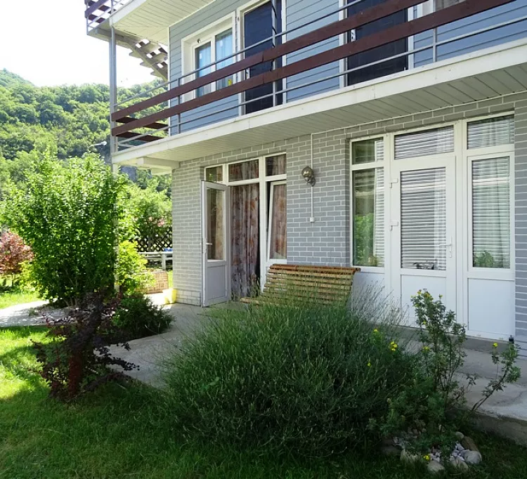 . Гостевой дом Репина 4. Аше