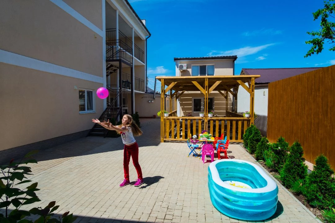 . Гостиница Семейный очаг. Феодосия . Гостиница Семейный очаг. Феодосия