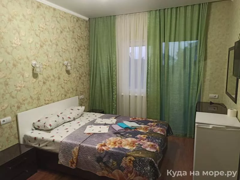 Стандарт 3-х местный номер + 1 доп. место. Гостевой дом Чайка. Архипо-Осиповка