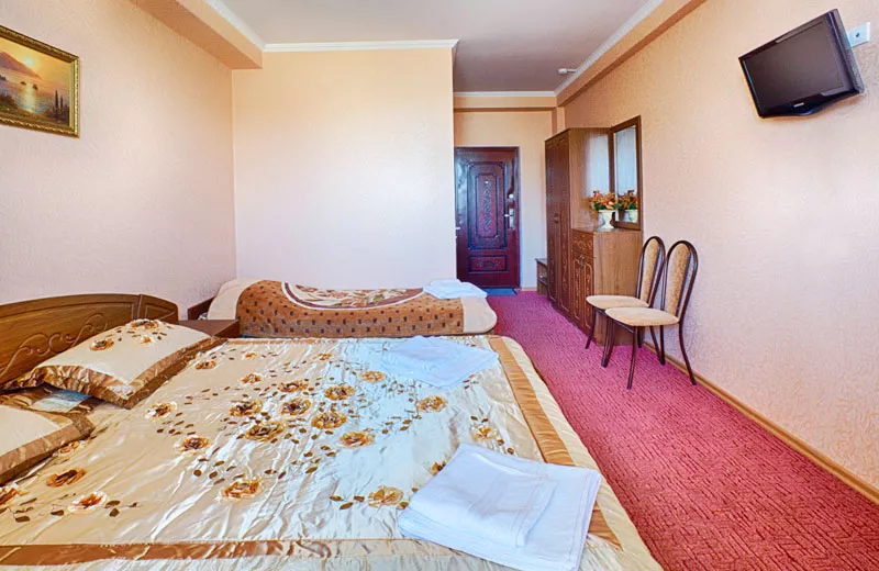 СТАНДАРТ 3-Х МЕСТНЫЙ. Отель "Марсель". Витязево