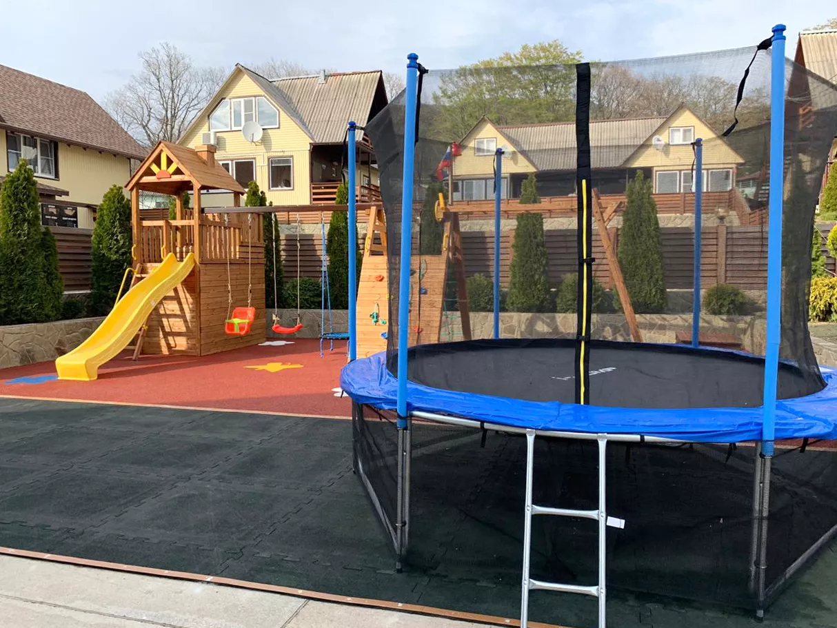 . Гостевой комплекс "Буэнос Диас". Совет-Квадже