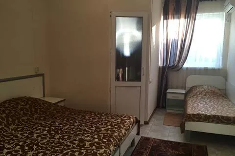 3-х местный номер. Гостевой дом «Парус». Архипо-Осиповка