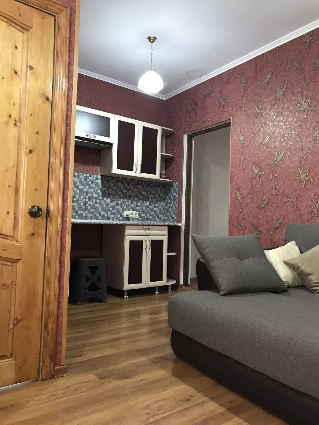 . Гостевой дом "Оазис". Сухум