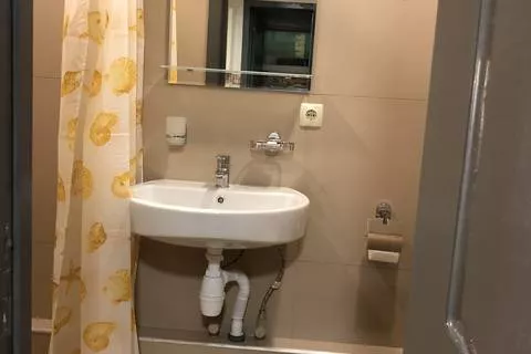 Пятиместные апартаменты «Люкс» на первом этаже. Гостевой дом «Secret garden». Коктебель