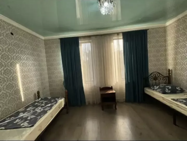 . Двухэтажный дом Сухум. Сухум