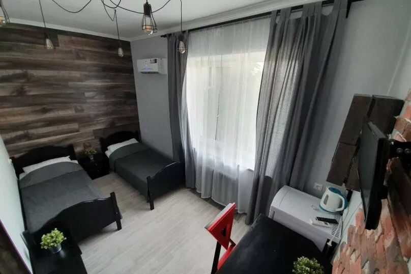 Двухместный Стандарт . Гостиница На Набережной. Анапа