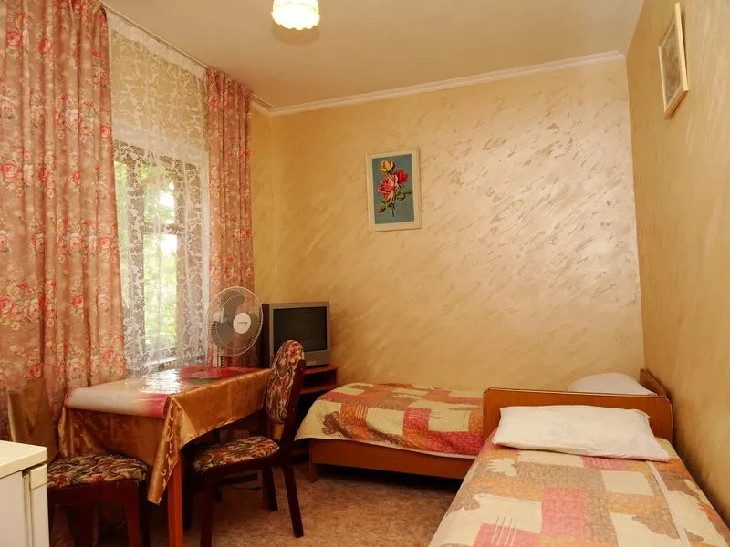 Эконом  (возможна сдача как одноместный номер). Гостевой дом Гоголя 51. Анапа