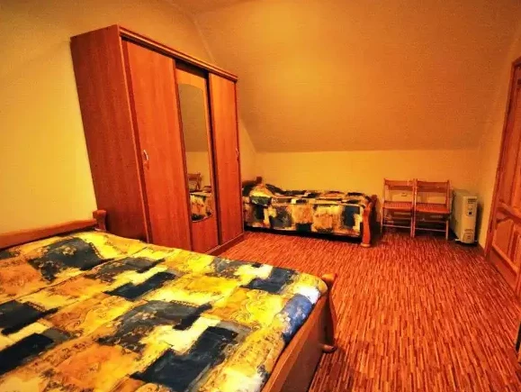 Коттедж. Отель «Каприз». Домбай-гостиницы