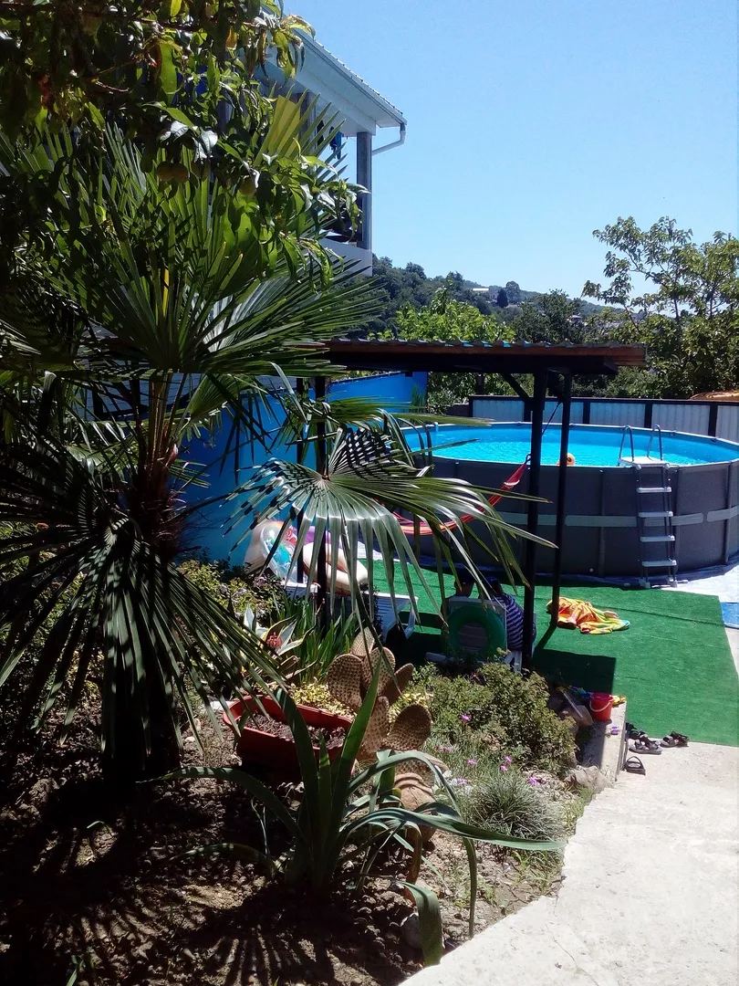 . Частный сектор Элина. Лоо