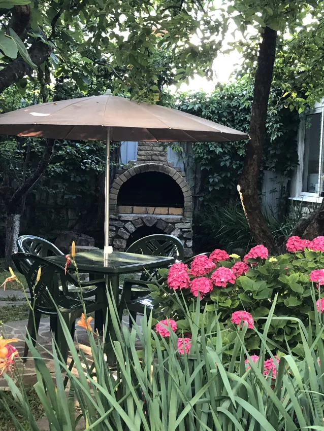 . Гостевой дом "Green House". Вишневка . Гостевой дом "Green House". Вишневка