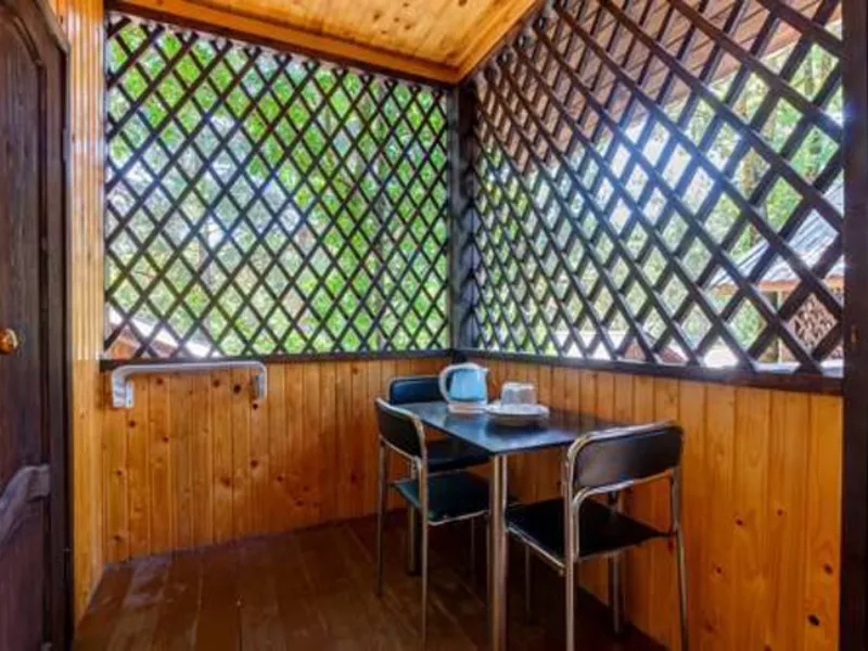 . База отдыха "Арион" с палаточным городком. Дивноморское