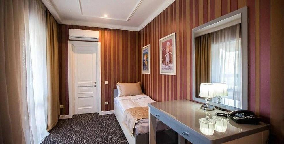 Дача Рахманинова. Курортный клуб «Дачи». Виноградное - Курорты Алушты