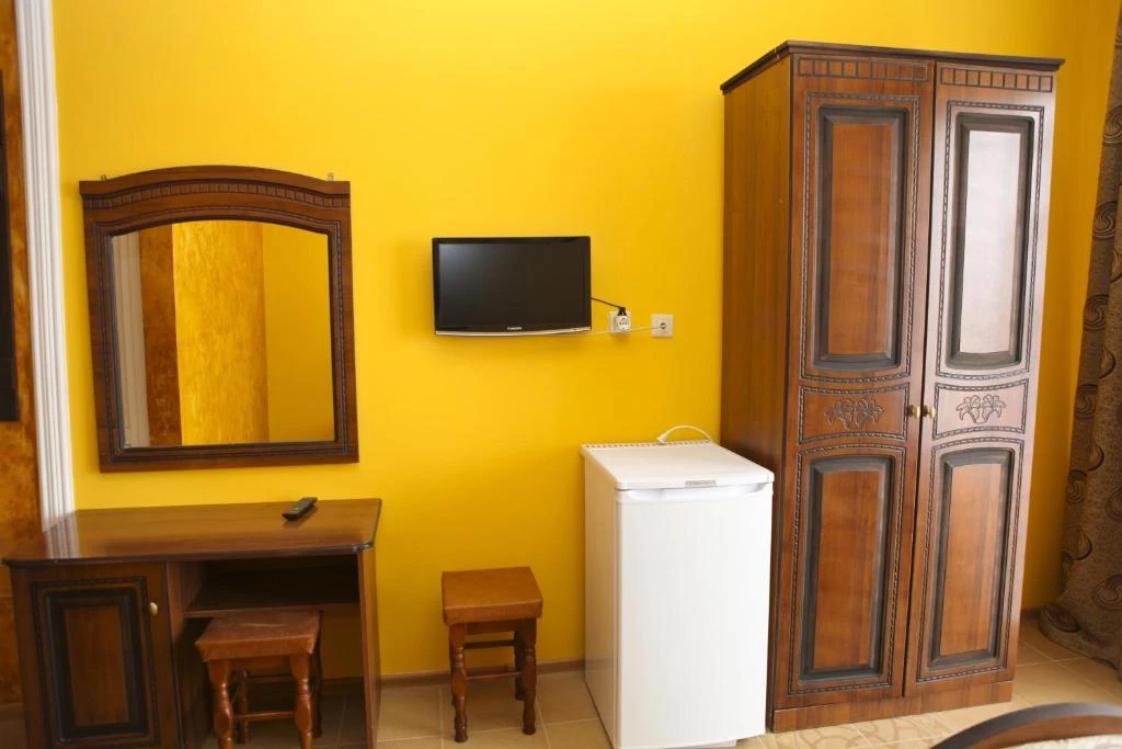 2-х местный номер Стандарт. Гостевой дом "MoreLeto". Адлер