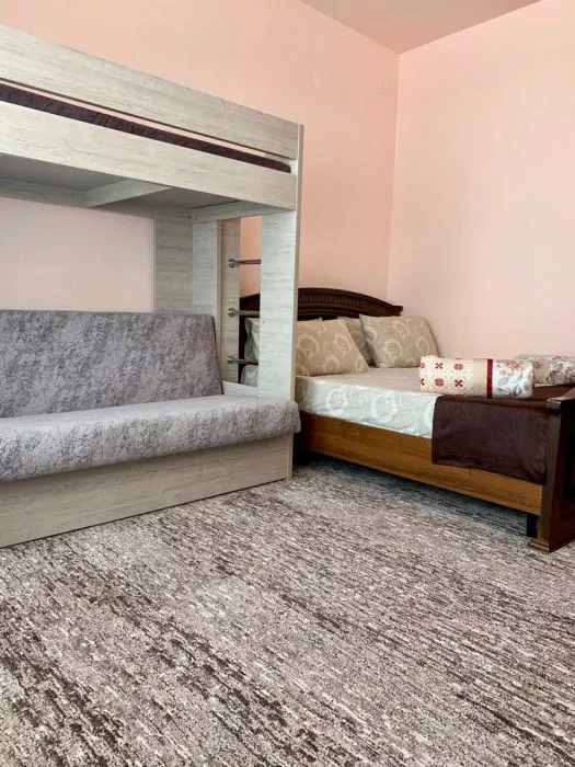 4-Х МЕСТНЫЙ С БАЛКОНОМ. Отель КАВКАЗ. Гостиницы и отели Лазаревского