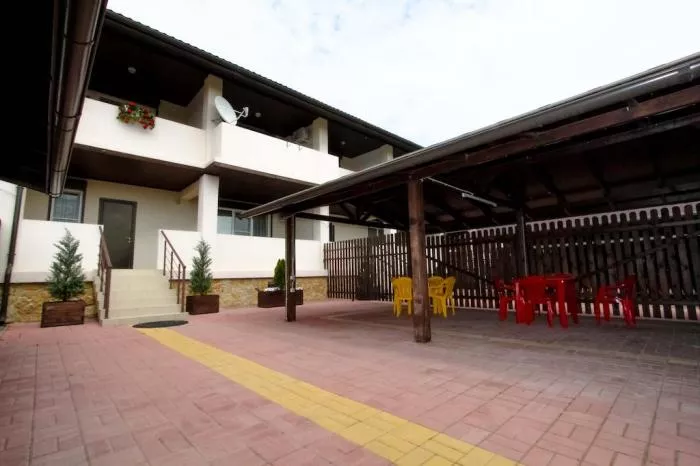 . Гостевой дом "Вилла Welcome" . Криница