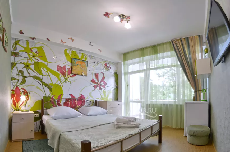 2-местный номер с балконом. Гостевой дом «Ангара». Алушта