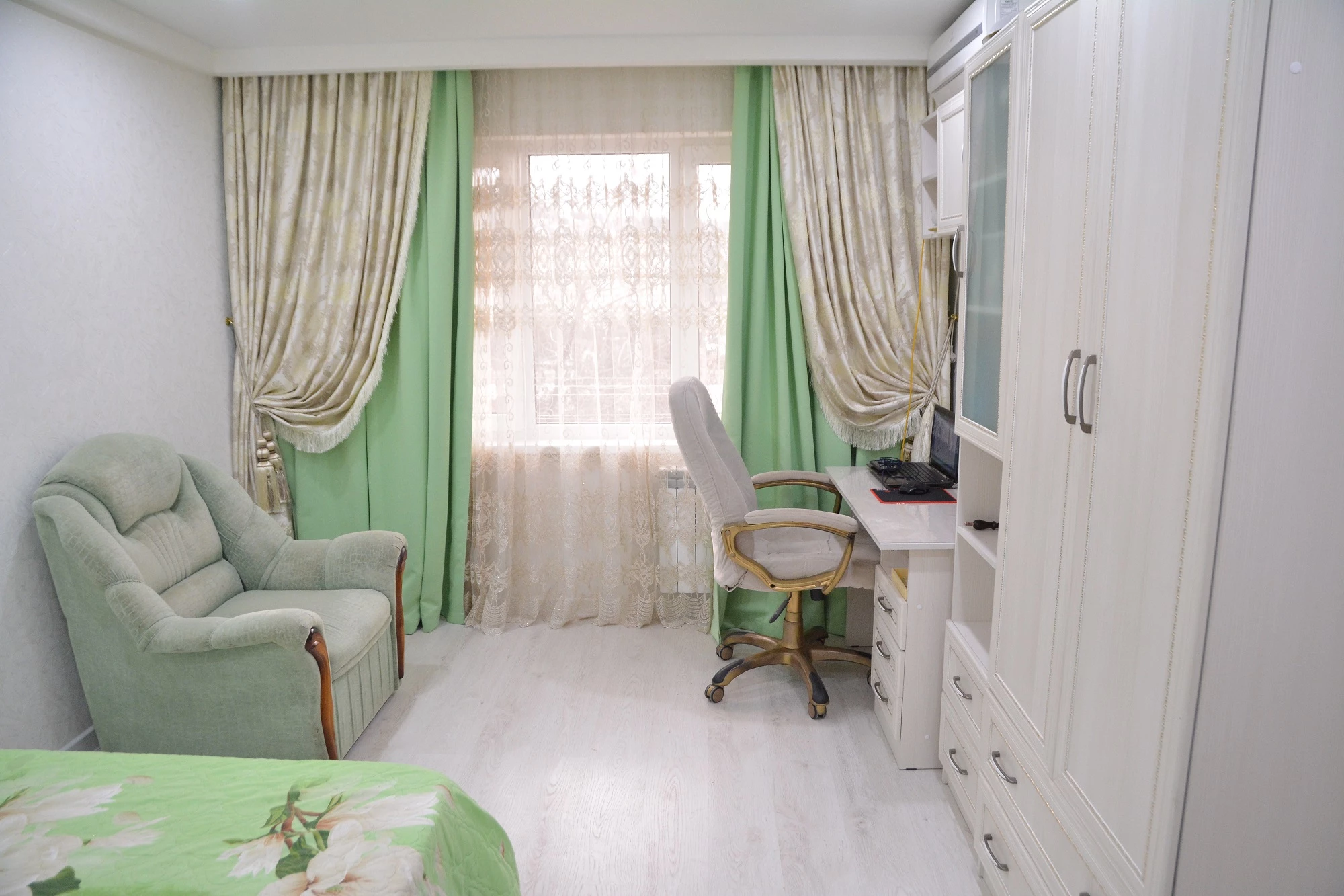 . 2-х комнт апартаменты по ул Партизанская. Лазаревское