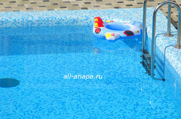 . "Стрекоза". Сукко