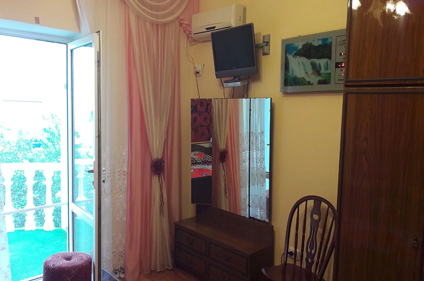 Коттедж. Гостевой дом «Медовый месяц». Саки